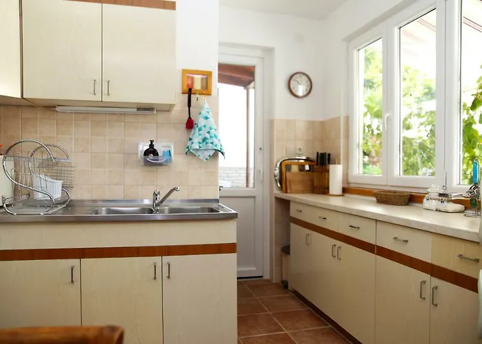 Apartment Seaside Tisno