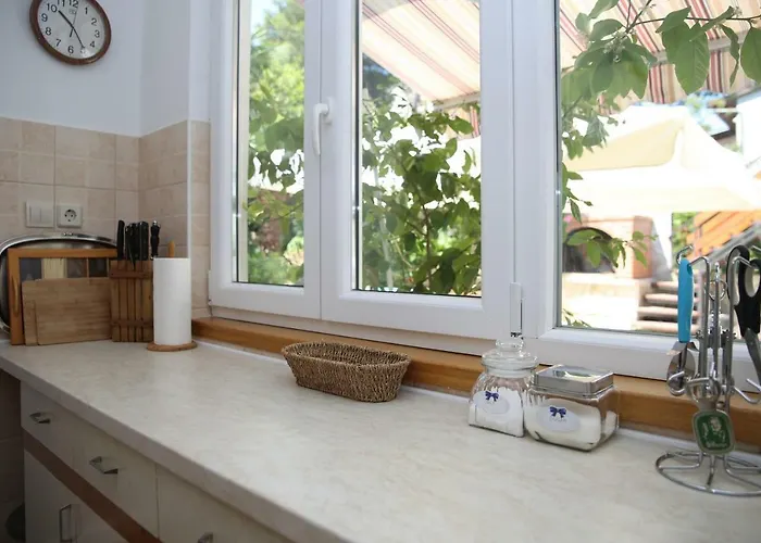 Seaside Apartment Tisno